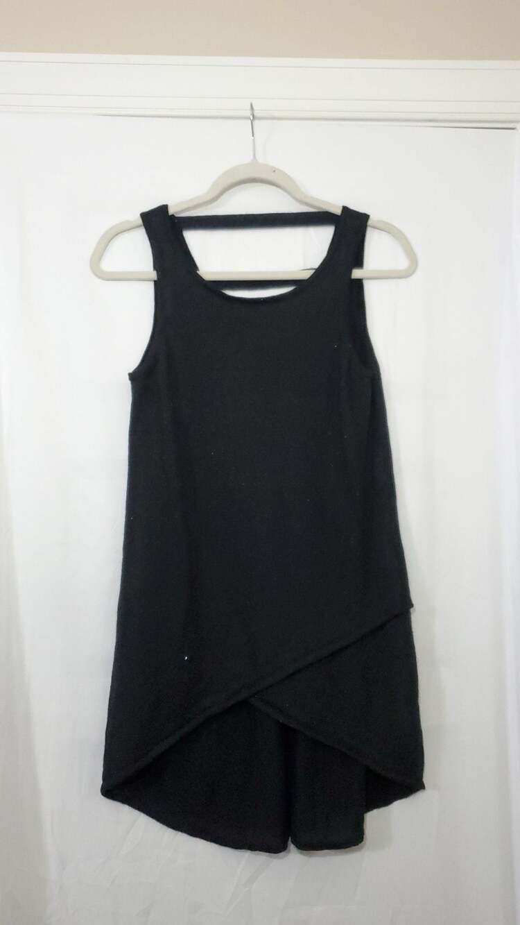 Melissa Paige Black Metallic Knit Asymmetrical Hem Tank Top Size S